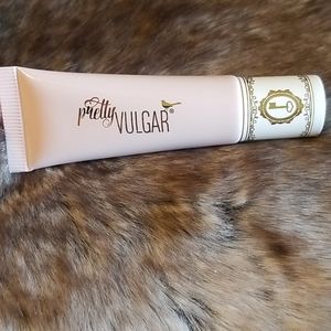 Pretty Vulgar UNCAGED EYESHADOW PRIMER